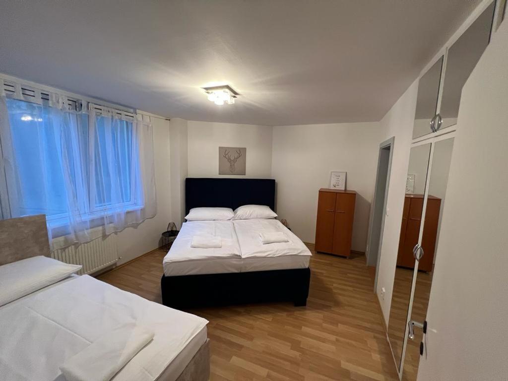 Iren Apartment Pressburg Exterior foto